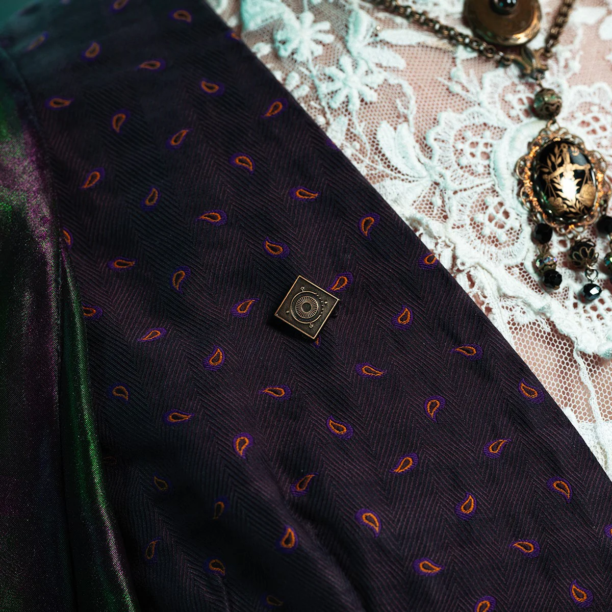 Candela Obscura Lapel Pin - Image 4