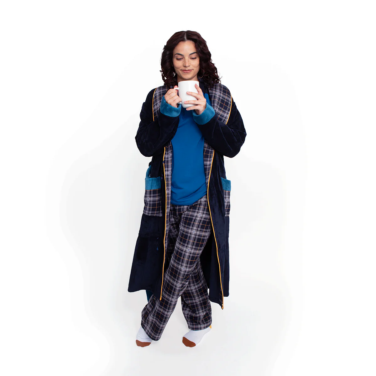 Lavish Chateau Bathrobe - Image 7